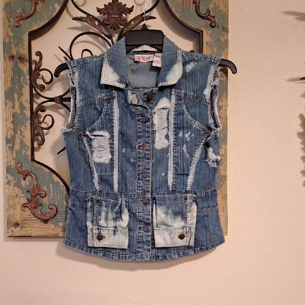 Bill Blass Blue Denim Vest Tailored Distressed. Excellent Condition NWOT Size PM